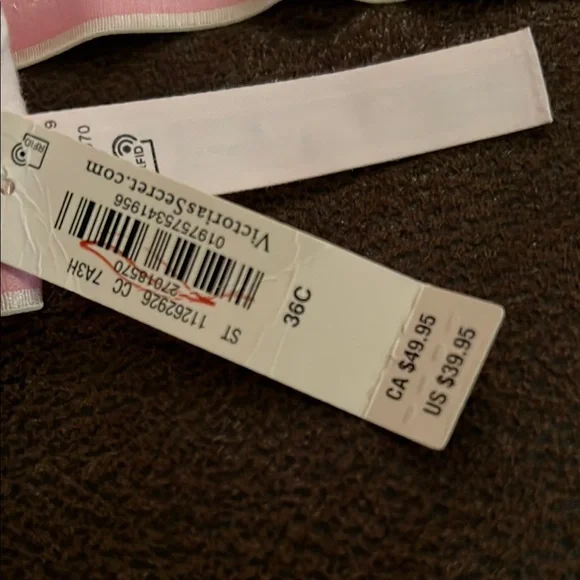 Victoria's Secret Pink Lace Bra with Adjustable Straps - Picture 2 of 13